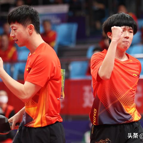 因受伤影响,羽毛球运动员王楚钦官方宣布退出男双比赛,未来比赛安排仍待确定
