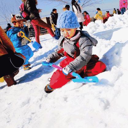 《东北奇缘》演员表全解析:主要角色、配角及演员背景详解,让你更了解这部剧的魅力! 《东北奇缘》演员表全解析:主要角色、配角及演员背景详解,让你更了解这部剧的魅力!