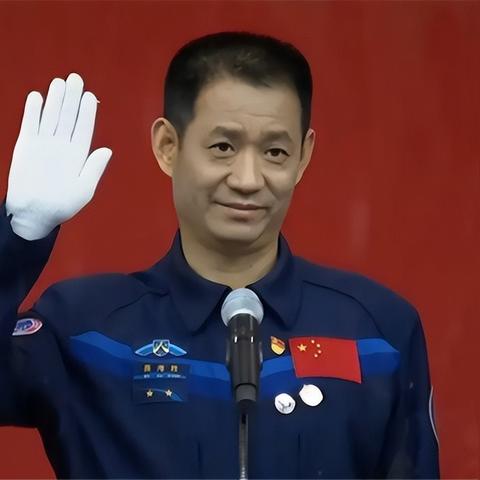 帮我拓展下这个关键词"飞机游戏大全单机版"为探索世界，乘飞机游戏大全单机版，飞向新的高度