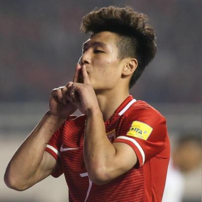 (英雄联盟 奇迹是谁)英雄联盟奇迹是谁？揭秘英雄联盟游戏中的神秘英雄身份