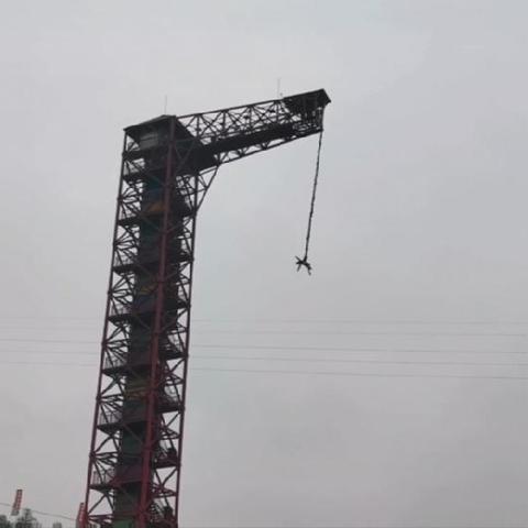 (梁羽生35部小说简介)梁羽生35部小说排名大揭秘：史上最畅销作品排行榜