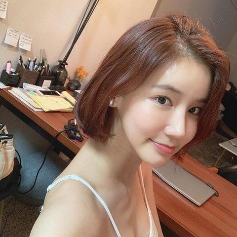 (怀念如斯的意思是什么)怀念如风，如歌，如梦，唯念在心，号哭魂指。