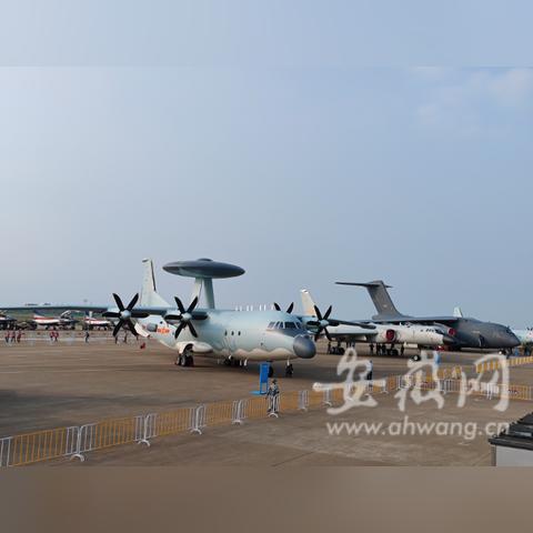 探讨天仙月01折版本背后的商业策略与消费心理：一场科技与艺术的碰撞