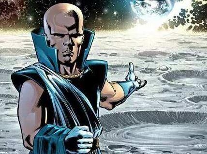 星辰降临时最厉害的三个角色：宇宙战士、星际航行者和神秘先知。