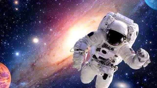 我是一名航天员,在阳光农场中探索太空生活与农田乐趣的奇妙旅程